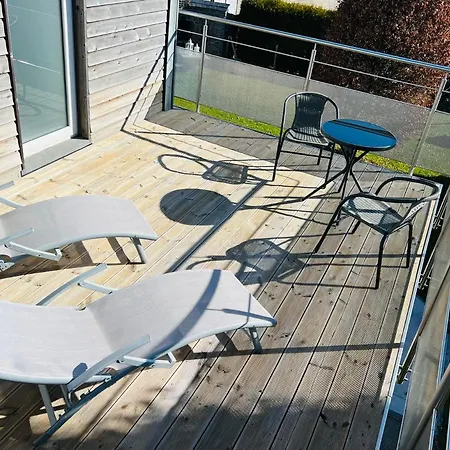 펜션 La Dame Du 와이메스